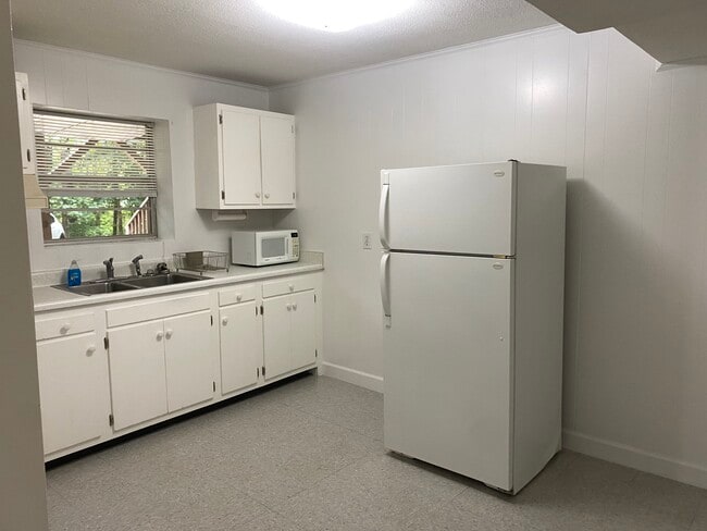 Photo - 206 Oleander Rd House