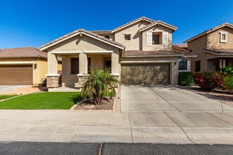 Building Photo - 390 W Wisteria Pl