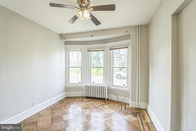 Building Photo - 5340 N 12th St