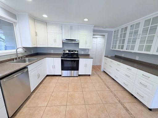Foto del edificio - Charming 5-Bedroom Home in Prime Ballard Location! Open House Saturday April 4th