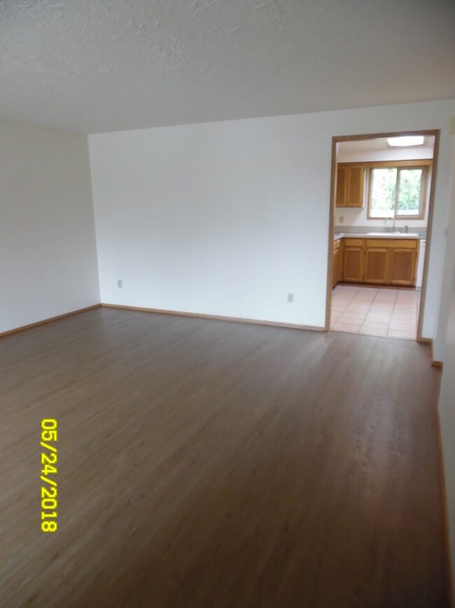 Foto del edificio - 745 SE Alethea Way