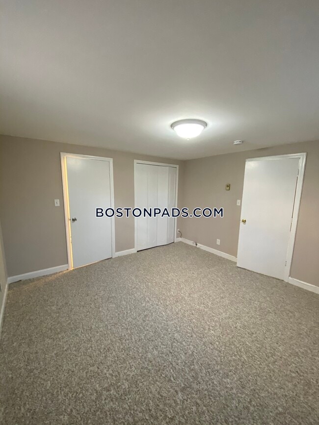 Building Photo - 57 Sylvan St