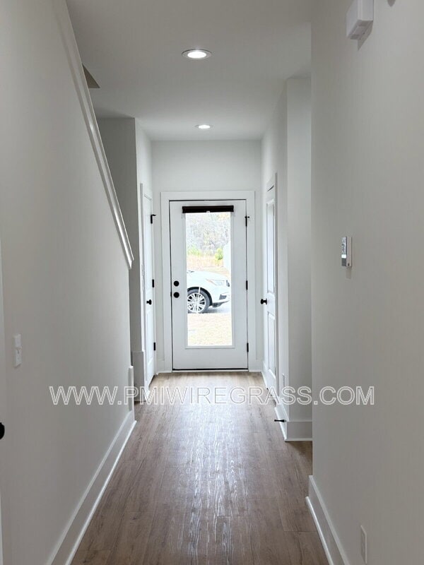 Building Photo - 106 Jennie Dr