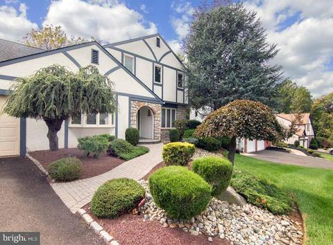Building Photo - 205 Fox Hollow Dr
