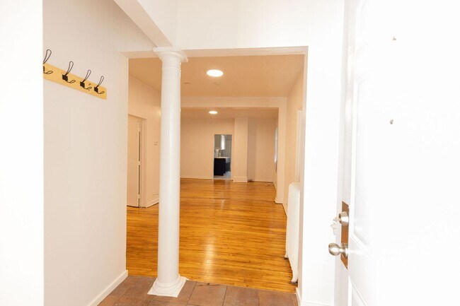 Foto del edificio - 1406 N 15th Ave
