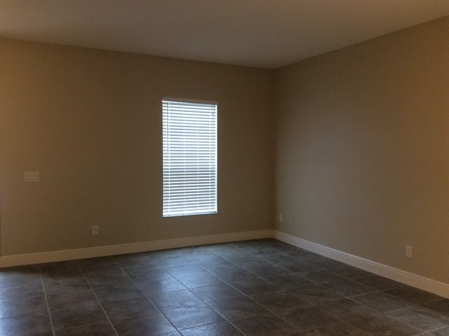 Building Photo - 10956 Willow Ridge Loop