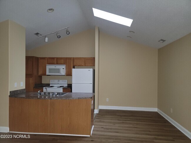Building Photo - 222 Church Hill Ct