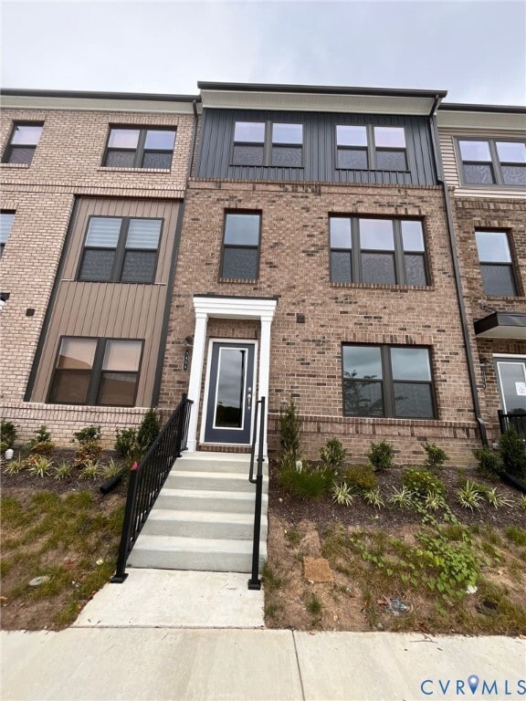 Building Photo - 9456 Alquist St