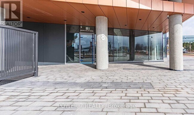 Photo du bâtiment - 1114B-11148 ROUGE VALLEY Dr