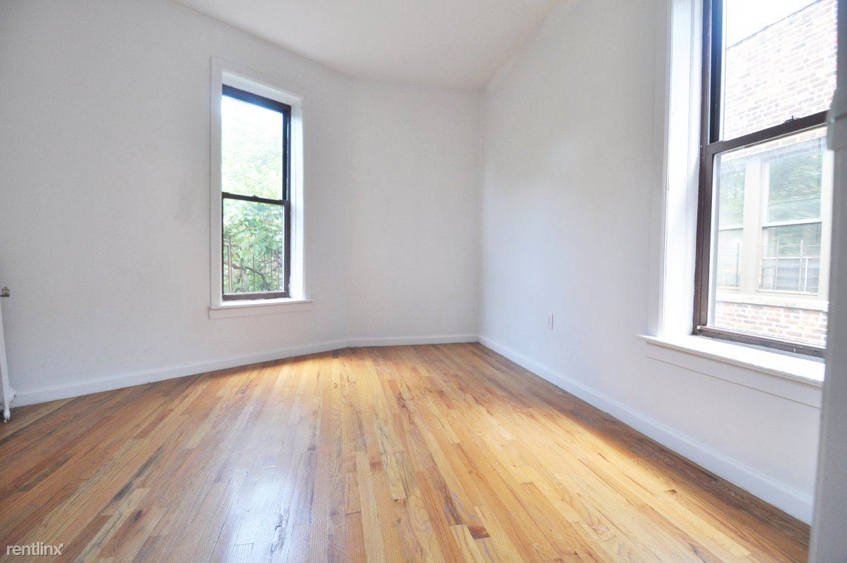 Foto del edificio - 456 W 152nd St