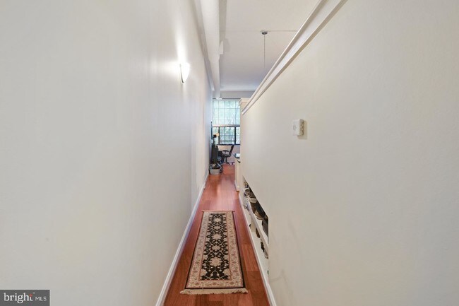 Building Photo - 2429 Locust St