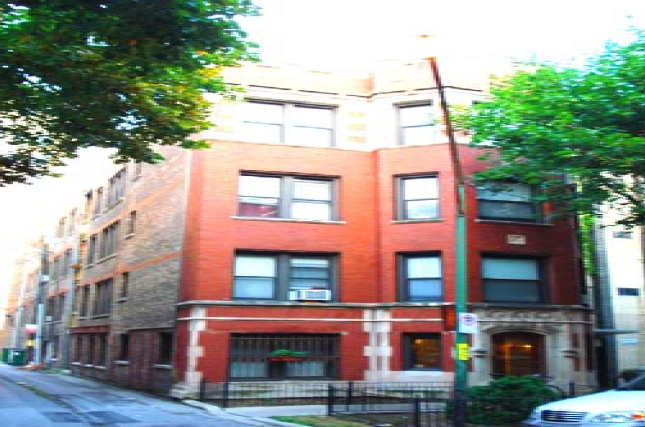 Foto del edificio - 2833 N Cambridge Ave