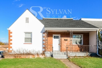 Building Photo - 503 Old Home Rd