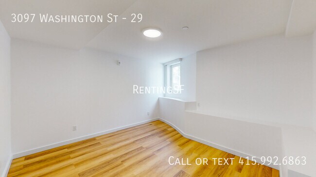 Building Photo - Elegant 1-Bedroom Sanctuary in Coveted Pac...
