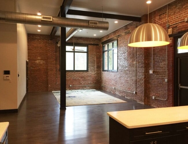 Photo - 168 S 19th St Apartment