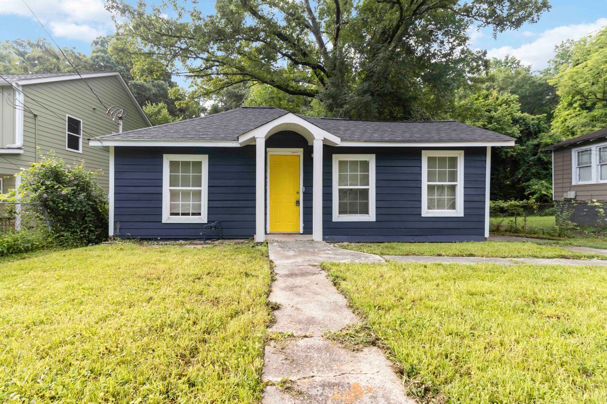 Foto principal - 971 Sims Ave NW