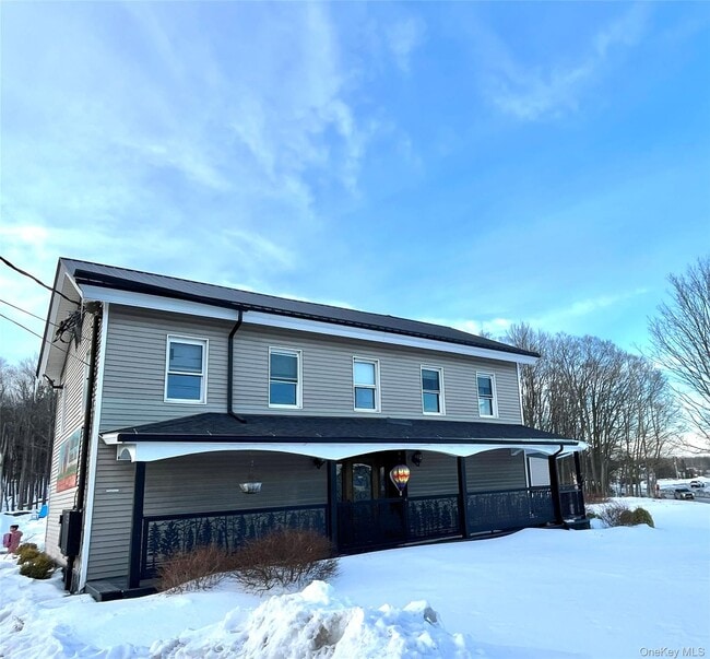 Foto del edificio - 40 Katrina Falls Rd