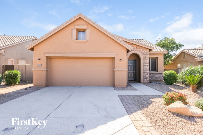 Primary Photo - 11539 E Sylvan Ave