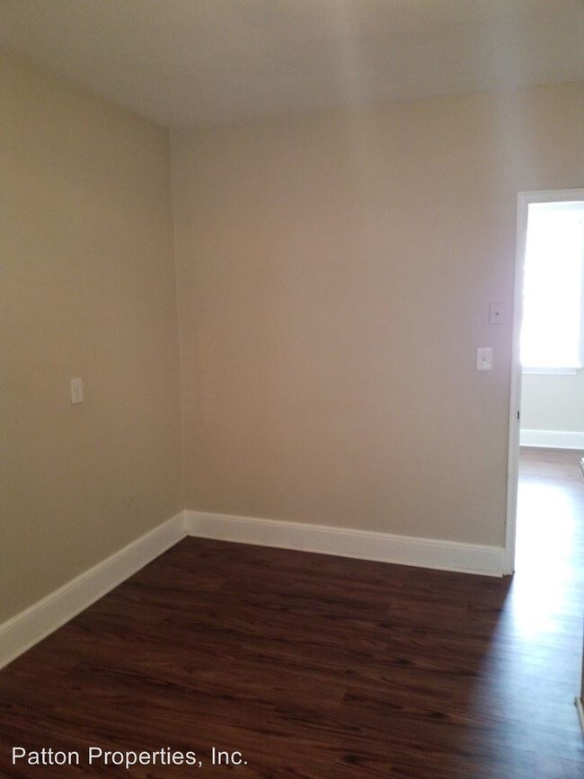 Building Photo - 1022 Munsen Spring Dr
