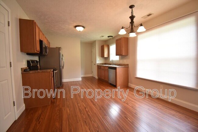 Foto del edificio - 4325 Wavetree Dr