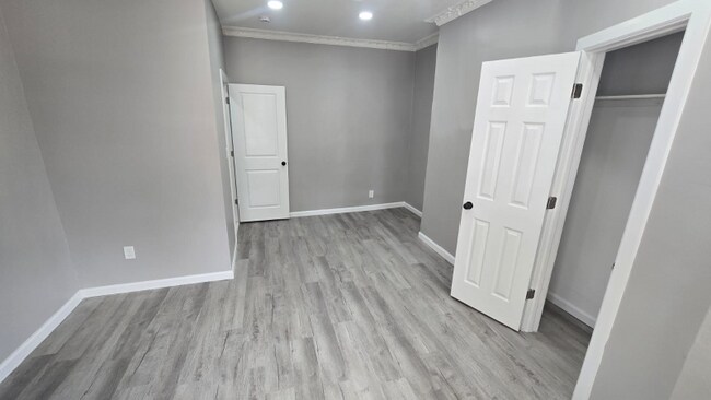 Foto del edificio - 274 S 8th St