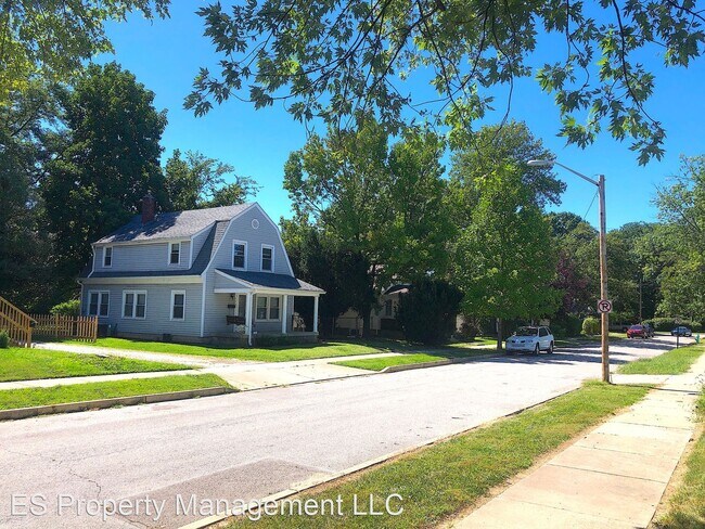 Building Photo - 3 br, 2 bath House - 1251 E Markwood Ave.