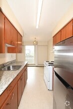 Building Photo - 879 Johnson St