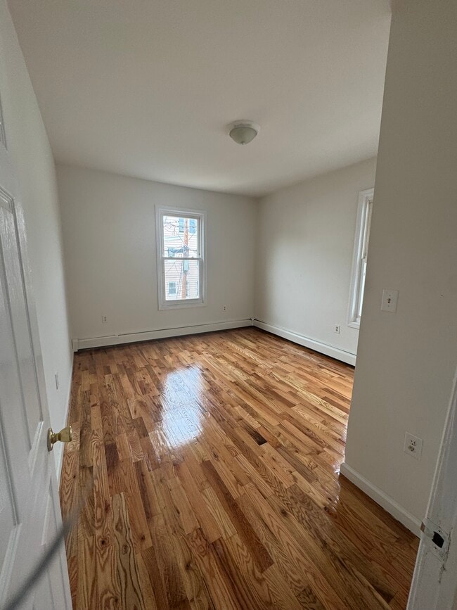 Building Photo - 233 Renner Ave