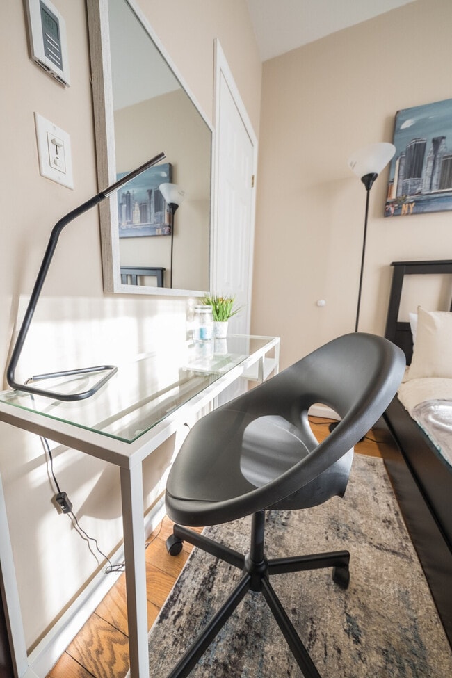 Foto del edificio - 5 W 101st St