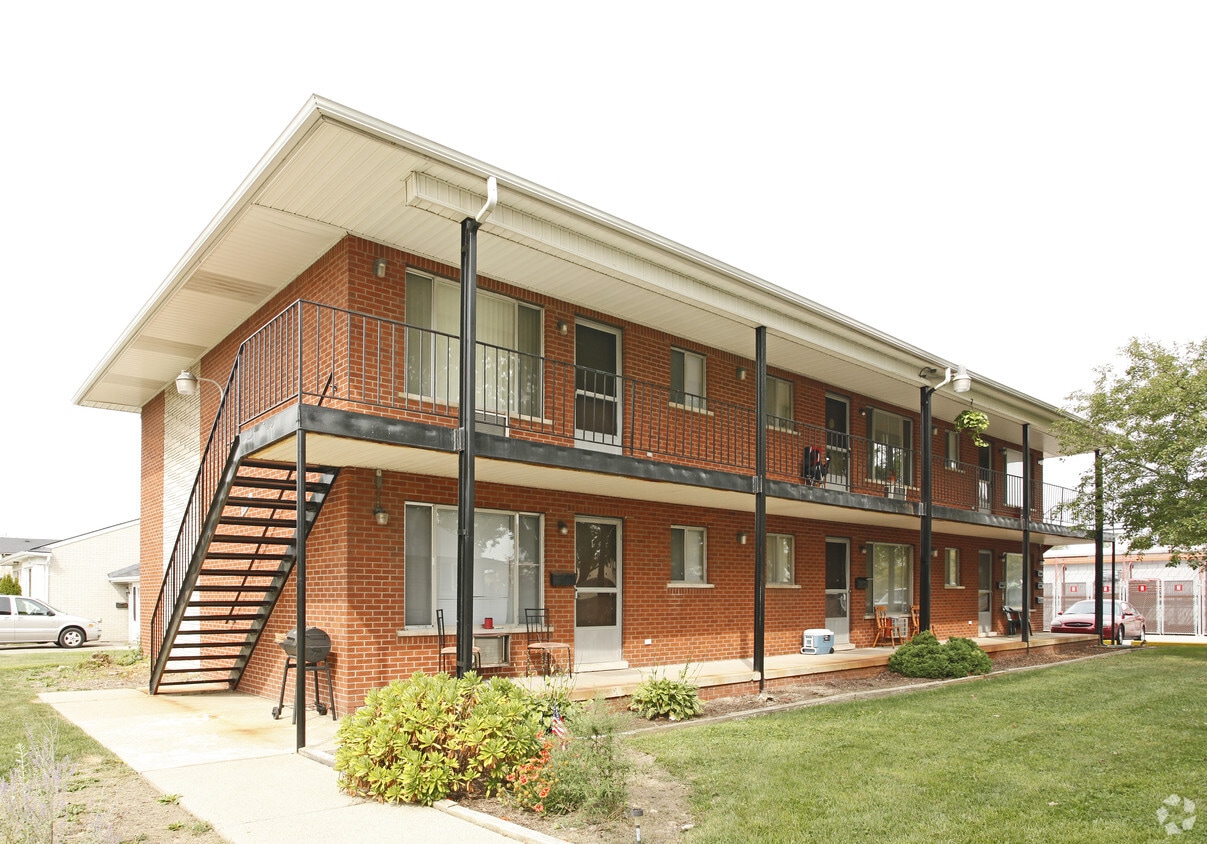 28658 Pardo St, Garden City, MI 48135 Apartments in Garden City, MI