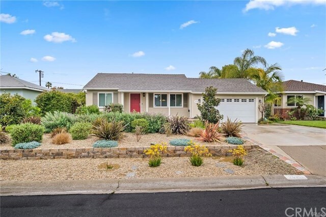 Primary Photo - 20391 Bayview Ave
