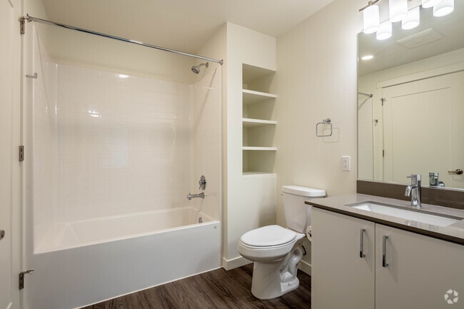 2BR, 2BA -1038 - The Quarry