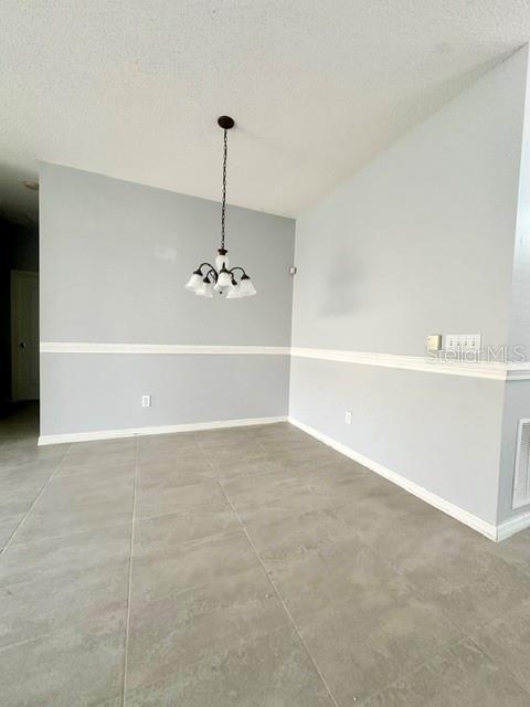 Foto del edificio - 4903 Waterside Pointe Cir