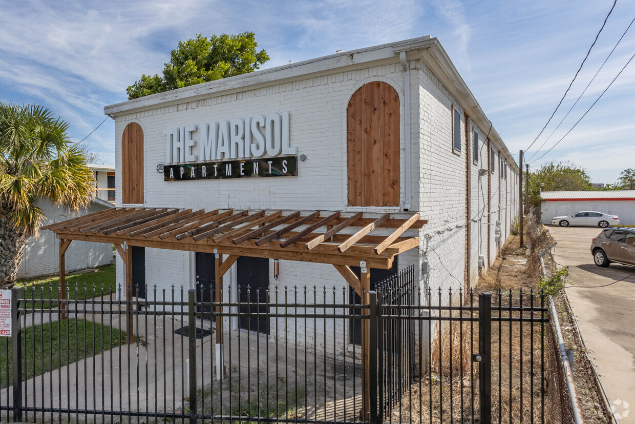 101 S Allen Genoa Rd - The Marisol Apartments