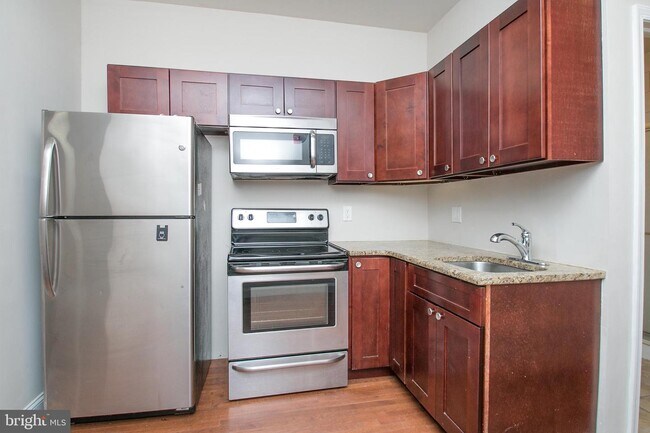 Building Photo - 2014 N 18th St