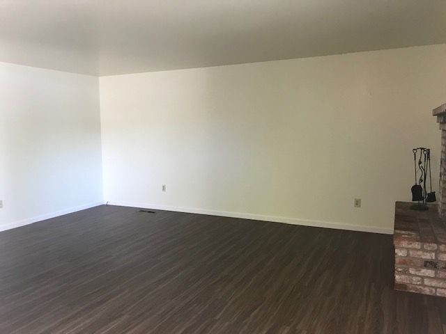 Foto del edificio - 2791 McBride Ln