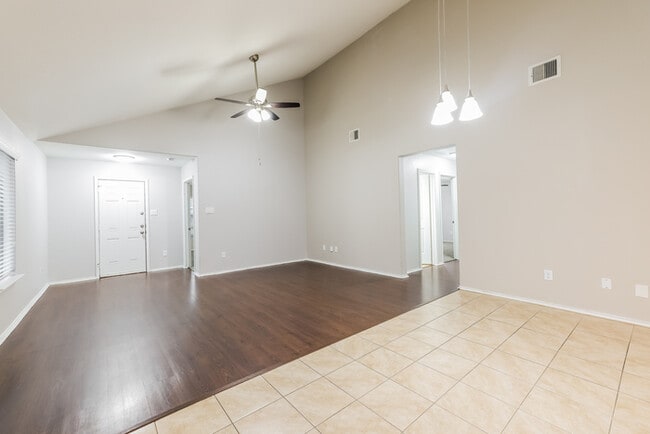 Building Photo - 7243 Basque Country Dr