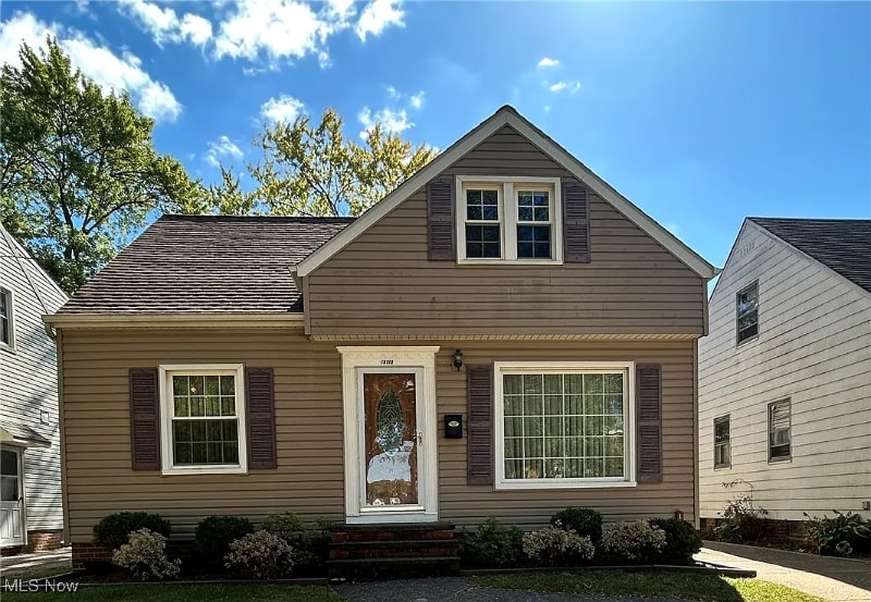 Photo - 13712 Rockside Rd (Garfield Heights, OH)