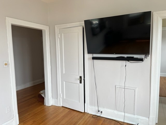 Photo - 1954 Columbia Rd NW (Washington, DC) Apartment