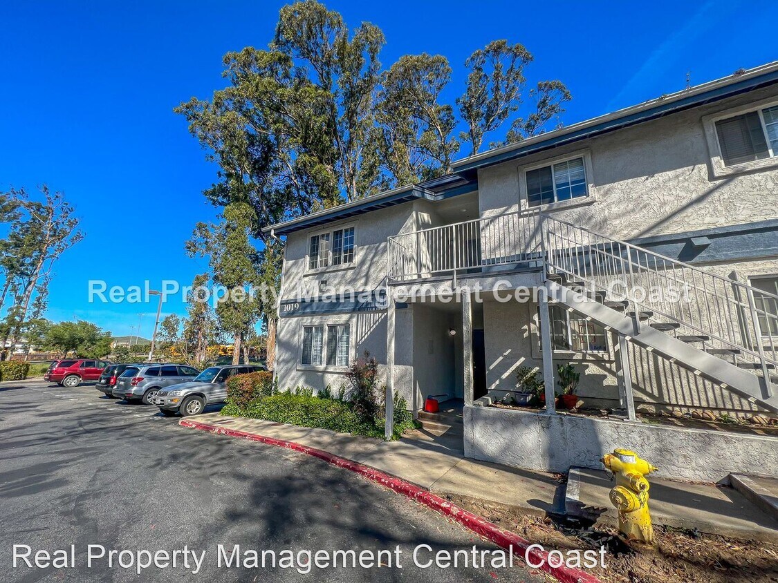 Primary Photo - Studio, 1 bath House - 1019 Southwood Driv...