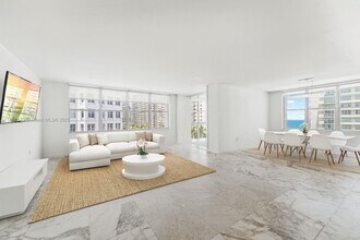 Building Photo - 5640 Collins Ave