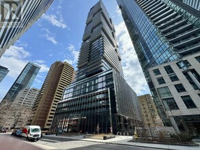 Building Photo - 55 Charles St E