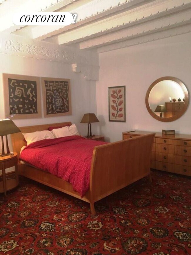 Foto del edificio - 253 W 73rd St