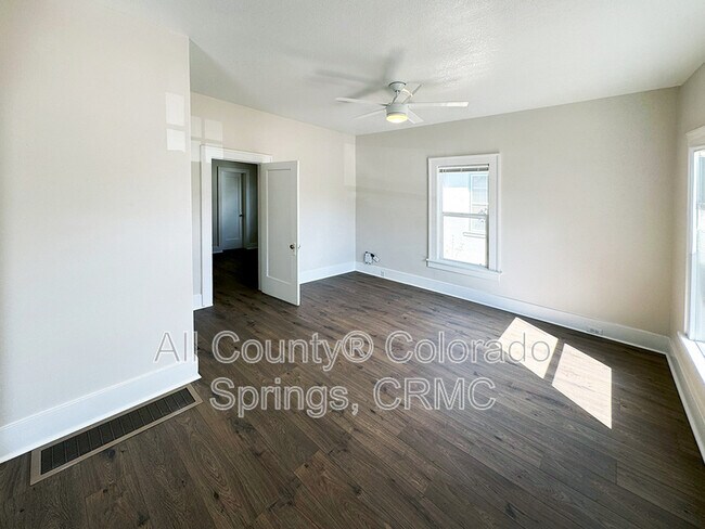 Photo - 722 W Cucharras St House