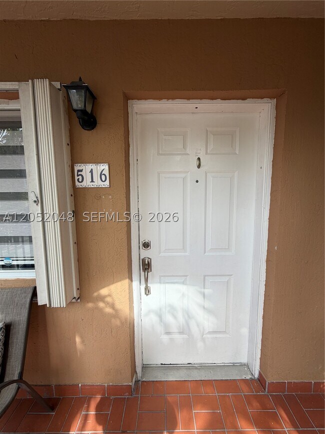 Foto del edificio - 551 NW 82nd Ave