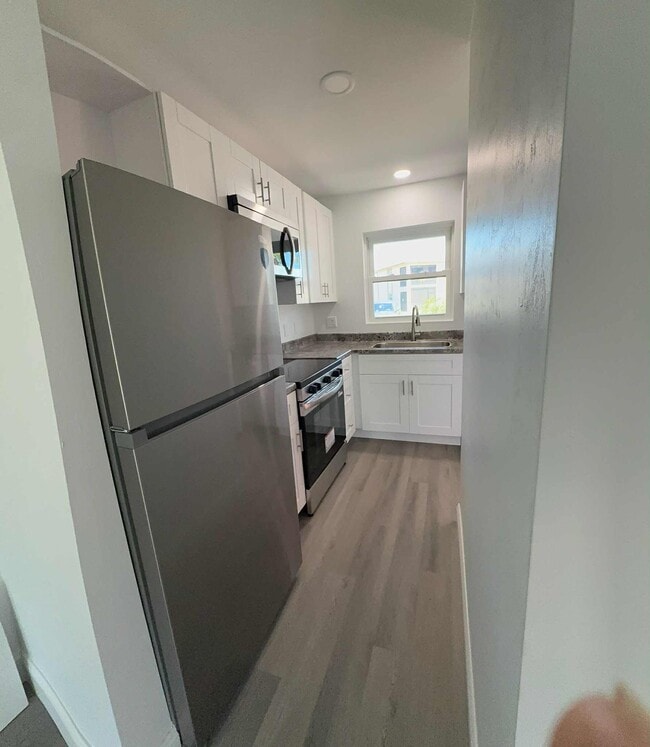 Foto del edificio - 16881 Davis Rd