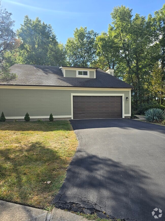 Building Photo - 1282 Gatwick Ct