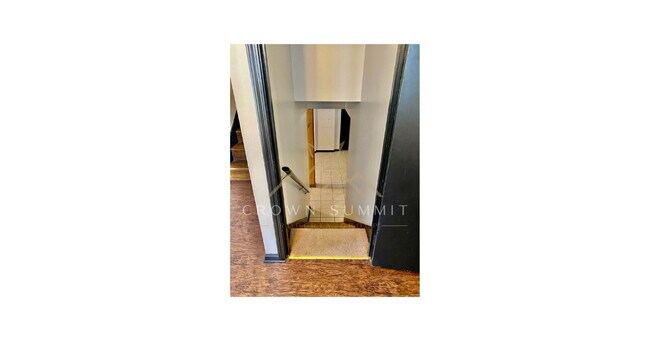 Building Photo - Beautifully Renovated 3BR, 1.5 Bath Home Ready for Move-In