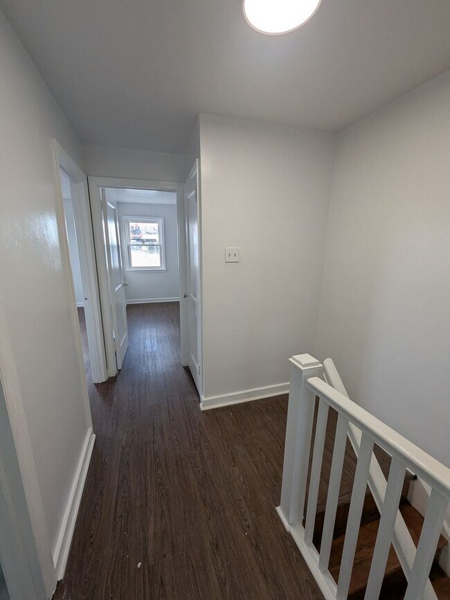 Foto del edificio - Stunning 3 Bedroom Home - Mayfair