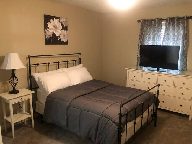 Foto del edificio - 1670 Brightside Dr